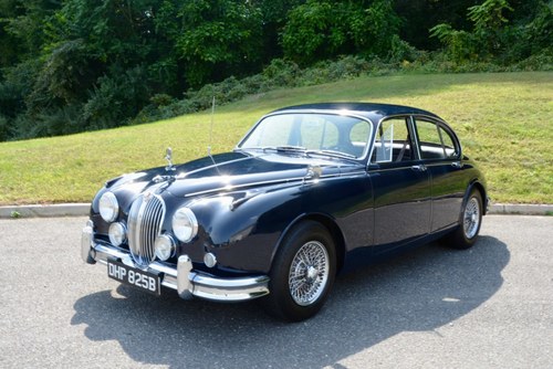 1965 Jaguar 3.8 Liter Mark 2 = Manual Full Restored Blue $ob In vendita