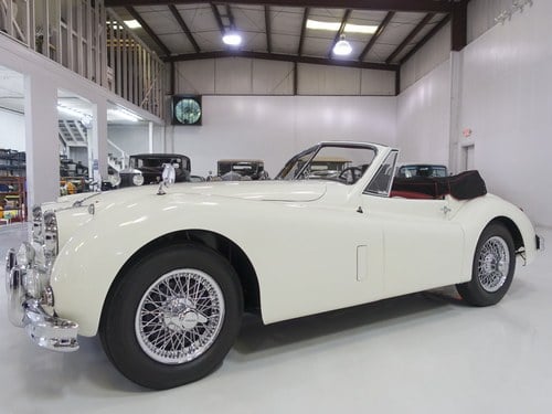 1957 Jaguar XK140 MC Drophead Coupe VENDIDO