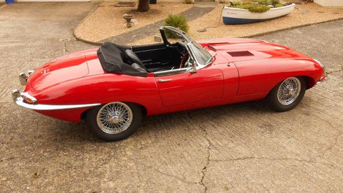 Series 1 E-type Jaguar OTS Convertible 1967 in Red For Sale