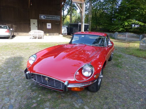 1974 The classic roadster with the cultivated V12 engine For Sale