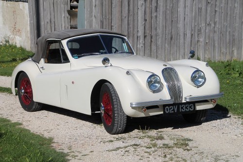 1954 XK 120 DHC with super patina For Sale