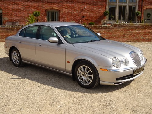 JAGUAR S -TYPE 2.5 AUTO 2002 COVERED 83K MILES FROM NEW  In vendita