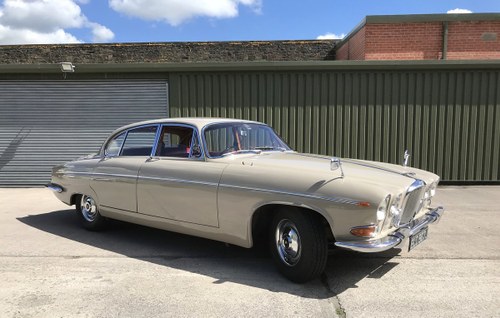 SOLD Jaguar 420G - Ascot Fawn - 13 from last RHD Produced For Sale