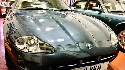 Jaguar XK8 4.0 V8 Auto Coupe  - Ultimate Showroom Condition!