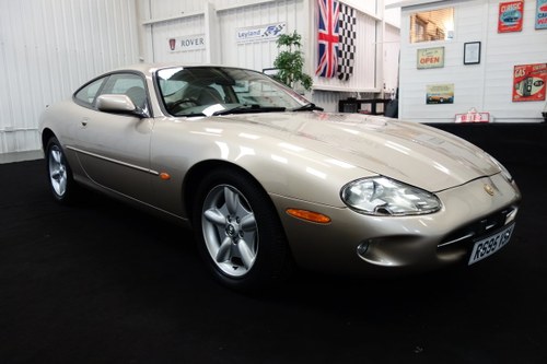 1998 Jaguar XK8 4.0 Very good condition and 67'000 miles SOLD
