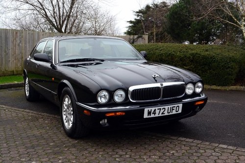 2000 Jaguar XJ8 Low Mileage  For Sale