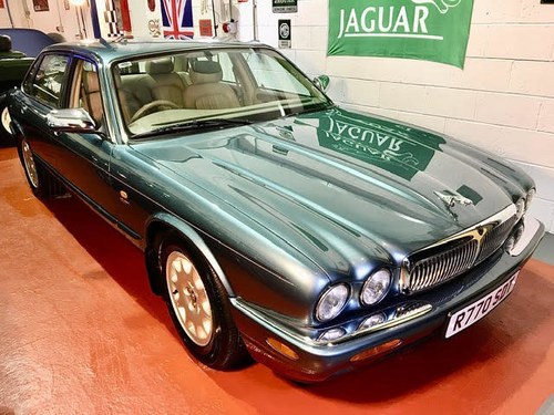 1997 Jaguar XJ8 3.2 Sport Auto V8 - Mega Low Miles 30K - Pristine For Sale