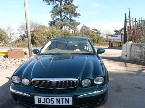 2005 PX BARGAIN GOS WELL FEB 2921 MOT AUTO BOX WORKING WELL V/6  For Sale