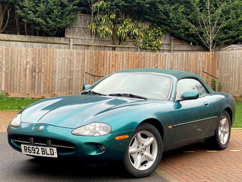 1997 Left hand drive jaguar xk8 4.0 [auto] full history In vendita