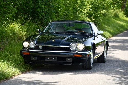 1996 Very rare XJS fixed head from the Celebration Series For Sale