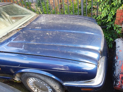 1999 XJ8  Spares or repairs SOLD