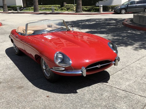 1965 JAGUAR XKE ROADSTER VENDIDO