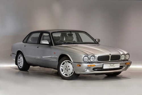 1998 Jaguar XJ V8 Sport - 1 Previous Owner and 52000 Miles VERKOCHT