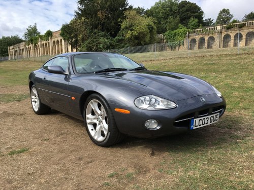 2003 Immaculate Jaguar 4.2 XK8 with FSH only 2 owners. For Sale