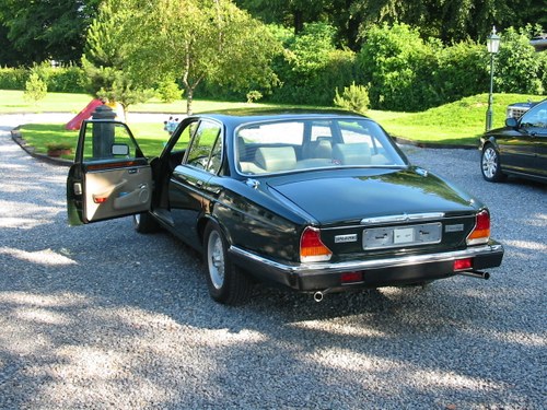 1983 Jaguar XJ6 almost like new outside For Sale