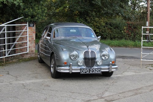 1966 Jaguar MkII 3.8, Restored to an Exceptional Standard In vendita