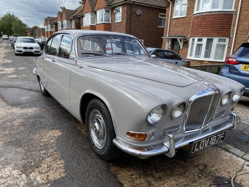1967 Jaguar 420 - Warwick Grey with auto and PS In vendita