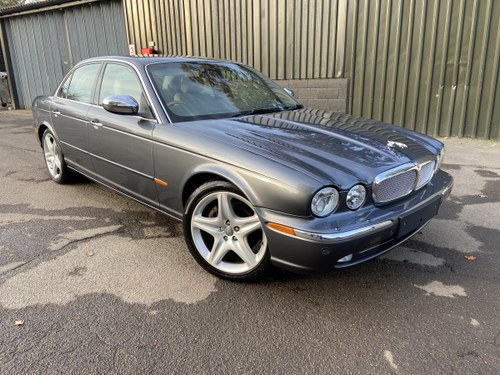 2003 Jaguar Xj 4.2 S.E only 28k miles and very high spec For Sale