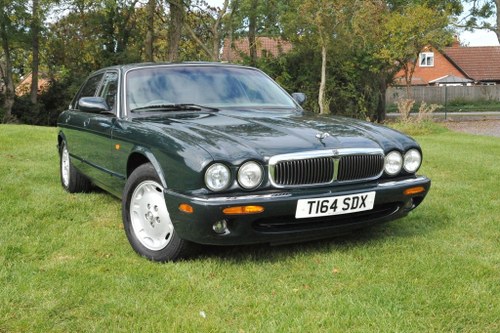 1999 Low Mileage Jaguar XJ8 Japanese Import For Sale