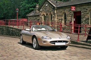 2000 Jaguar Hire Yorkshire | Hire a Jaguar XK8 A noleggio