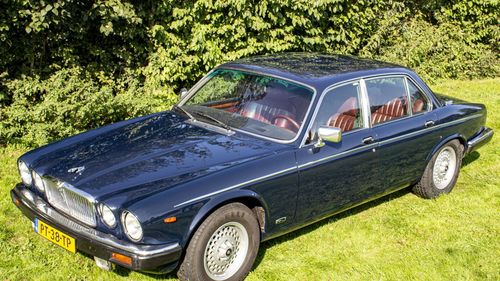 Picture of Jaguar Sovereign V12 1986 - For Sale