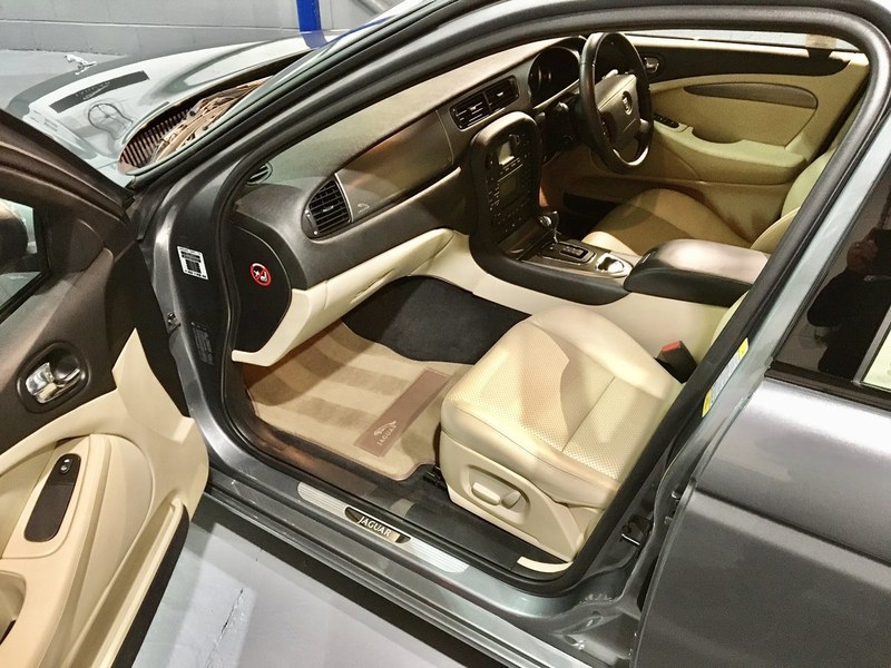 2005 Jaguar S-Type - 4