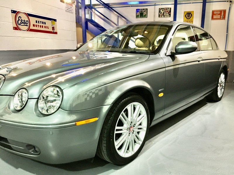2005 Jaguar S-Type - 7