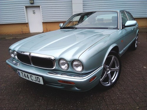 2001 Stunning Looking Jaguar For Sale
