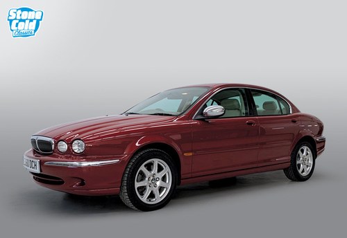 2002 Jaguar X-type 2.1 V6 manual with just 10,900 miles SOLD