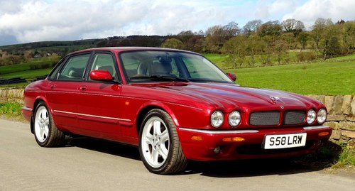 1998 ELEGANT JAGUAR XJR CLASSIC BRITISH CAR BEAUTY AND POWER SOLD