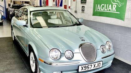 Jaguar S-Type 3.0 SE V6 Auto - Only 19K Miles - Show Car!