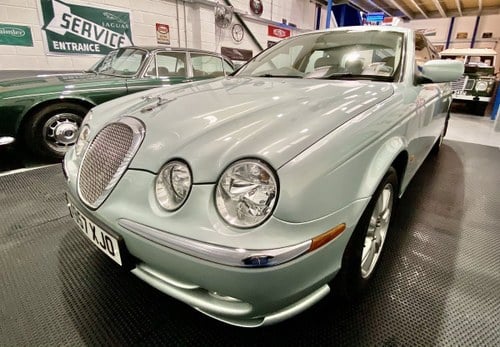 2000 Jaguar S-Type - 8