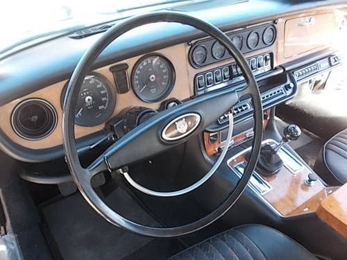 Jaguar Xj6 series 1 instruments and buttons For Sale