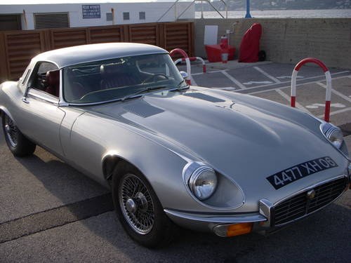 1974 Stunning one of the very last E type convertibles For Sale