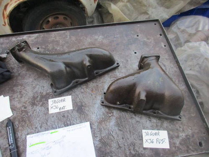 Front and rear exhaust manifolds for Jaguar Xj6