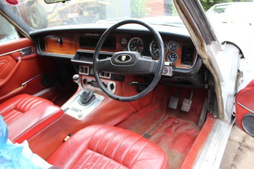 Jaguar Daimler Saloon or Coupe WANTED
