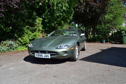 1998 Jaguar XK8 (S999 JAG) In vendita