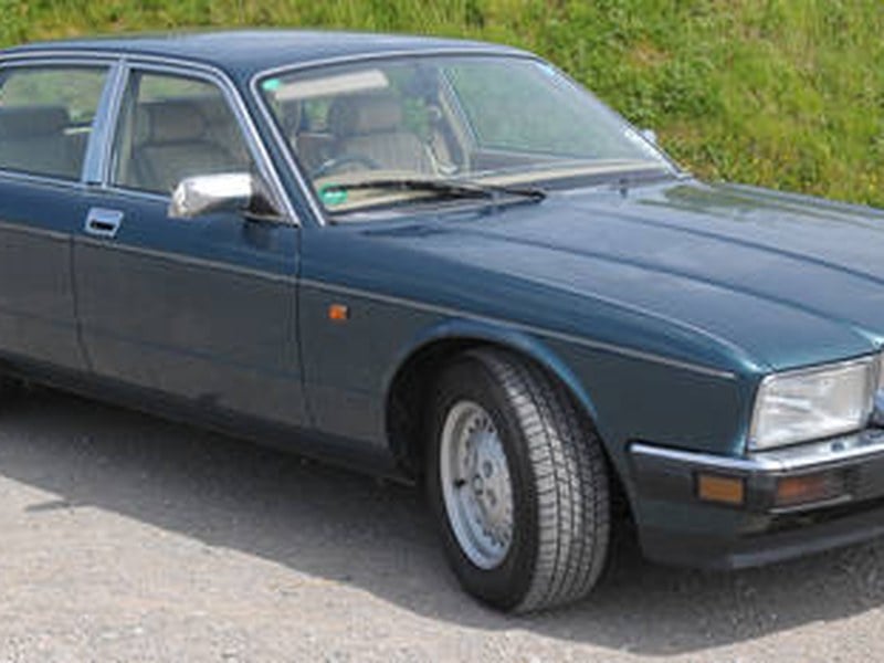 Jaguar Sovereign 4.0 Auto Saloon