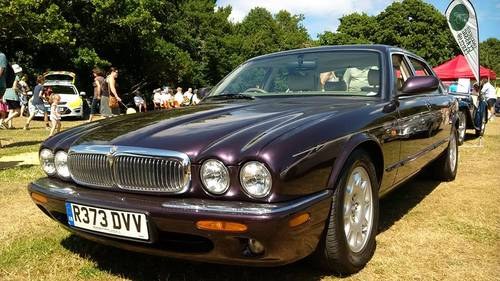 1997 Jaguar XJ8 Sovereign 4.0 LWB. 12 month MoT For Sale