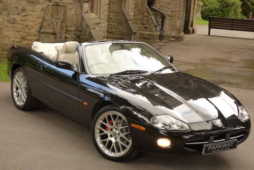 2002 Jaguar XK8 4.0 (Just 24964 miles) VENDUTO