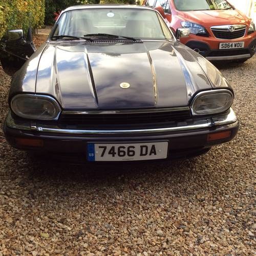 1996 A rare well maintained XJS-v12 in Moroccan red For Sale