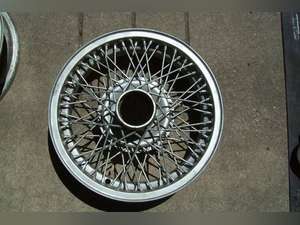 1950 BORRANI STYLE EARLY ALLOY WIRE WHEELS 15 inch wire  wheels For Sale (picture 2 of 12)