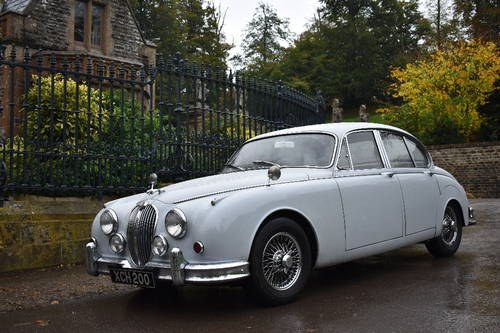 Lot 38 - A 1964 Jaguar Mk II 3.8 automatic - 05/11/17 Zu verkaufen durch Auktion