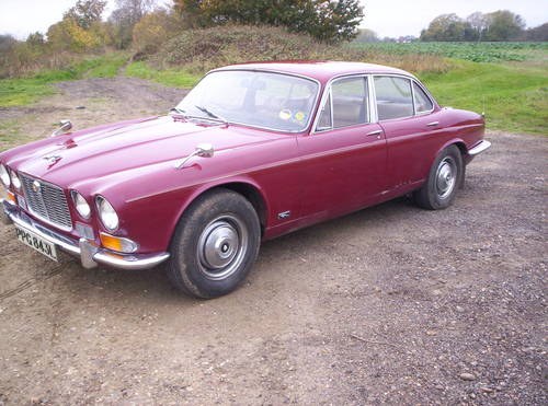 1973 series 1 xj6 2.8 12 months mot just been recommisioned VENDUTO