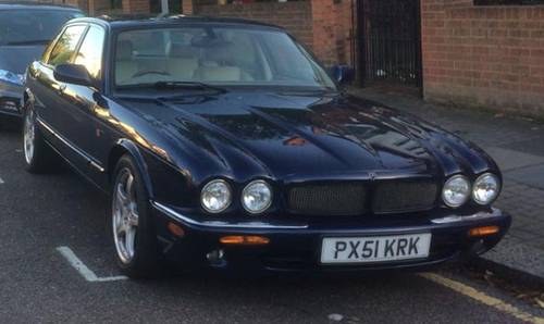 2001 XJR8 - Barons Sandown Pk Tuesday 12th December 2017 For Sale by Auction
