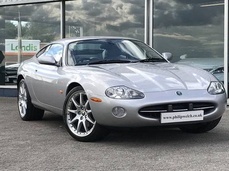 JAGUAR XK8 4.2 COUPE 33000 MILES ONLY