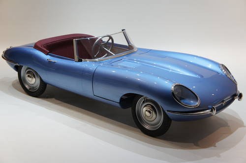 1962 Jaguar Petrol E Type Childs Ride on Car In vendita