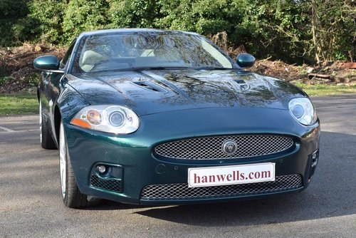 2008 2009 Mdl / 58 Jaguar XKR Coupe Supercharged in Emerald Green For Sale