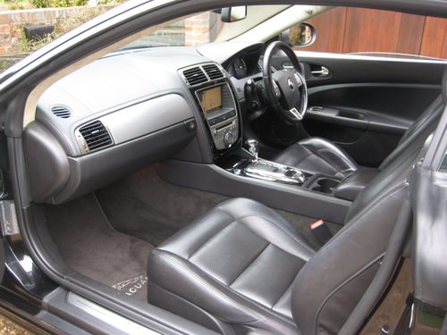 2008 Jaguar XKR - 3