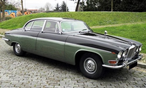 1969 Jaguar 420 - 5